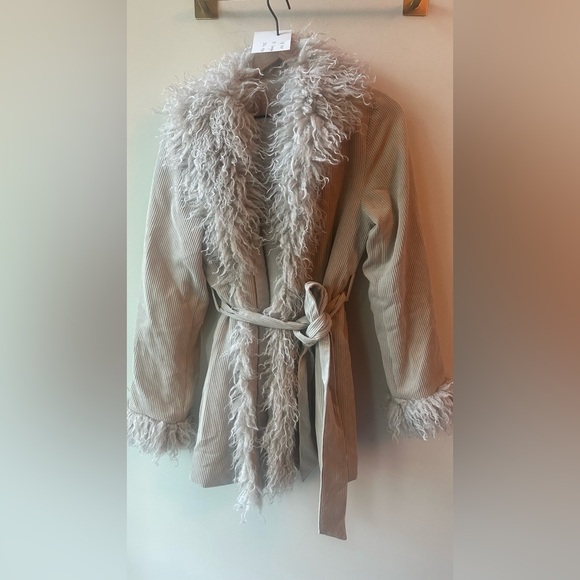 Love Tree, Beige Corduroy Faux Fur Trim Belted Coat, Size S | 120 0. NWOT - Picture 1 of 6